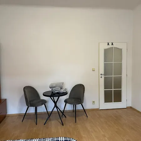 No 13 House Raca Homestay Bratislava